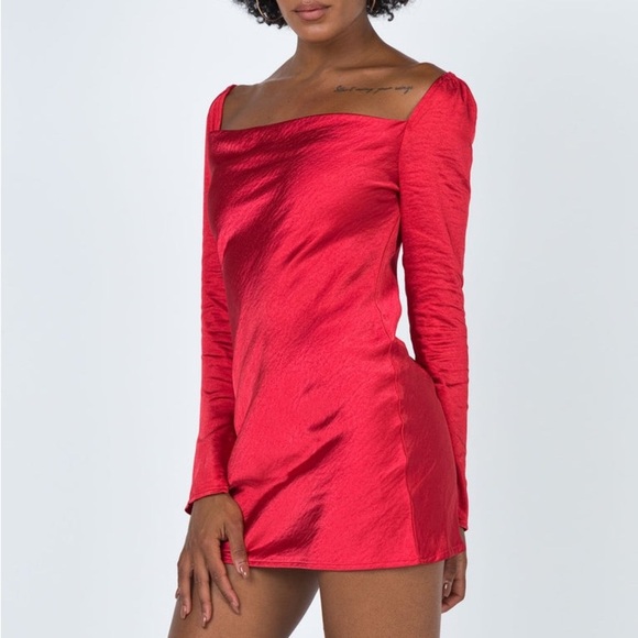 NWOT SOLD OUT Princess Polly ‘Star Power Mini Dress’ in Red Size 6 - Picture 2 of 12